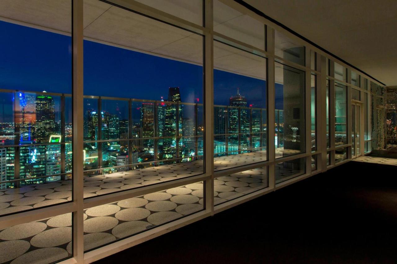 W Hotel 4*
